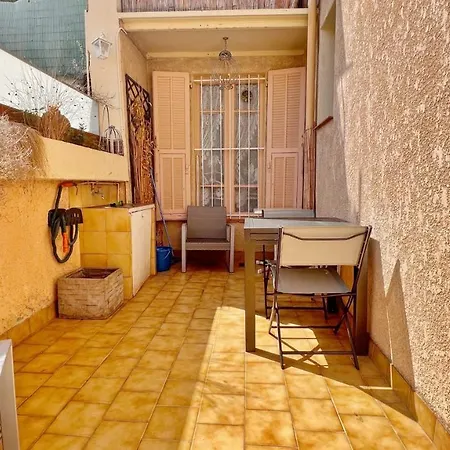 Le Saint Honore A 500 Metres A Pied De La Plage Nice Exterior photo