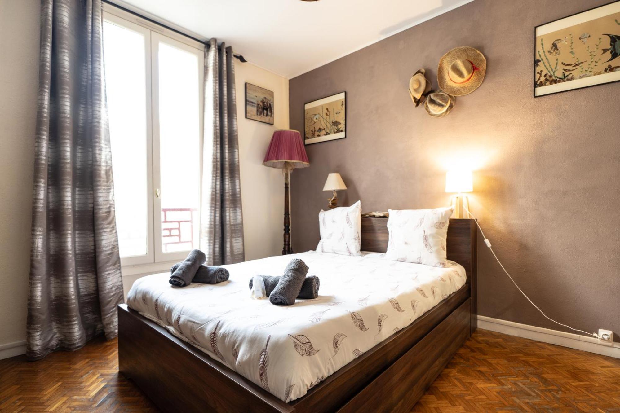Le Saint Honore A 500 Metres A Pied De La Apartment